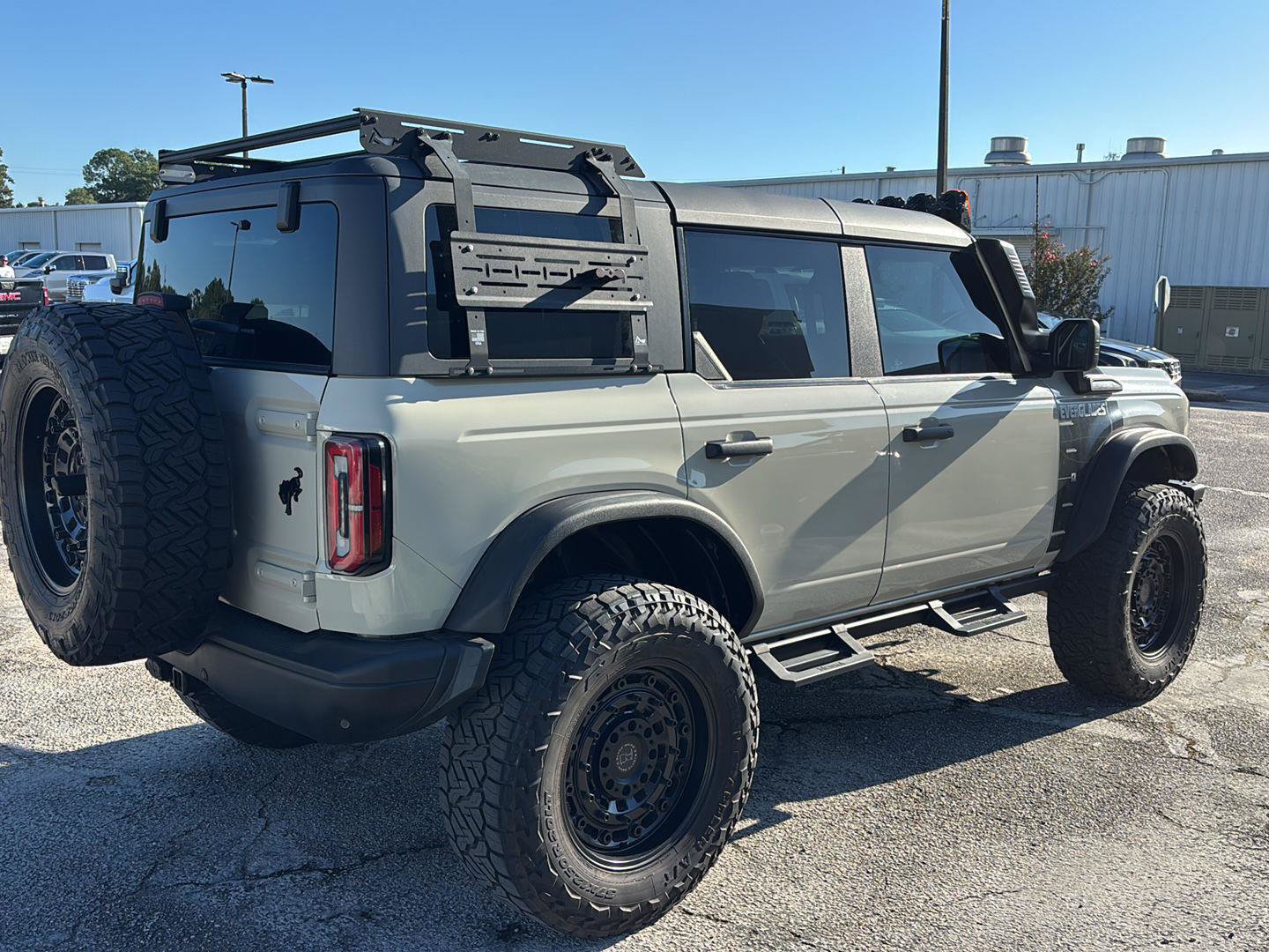 Used 2022 Ford Bronco Everglades AWD/4WD image 7