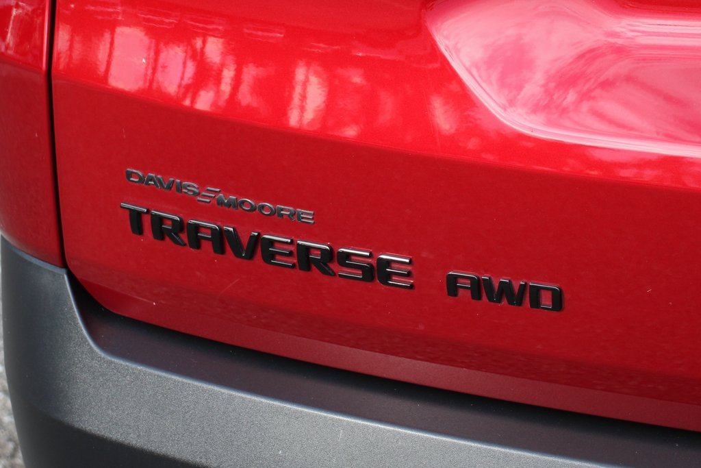 Used 2023 Chevrolet Traverse RS image 57