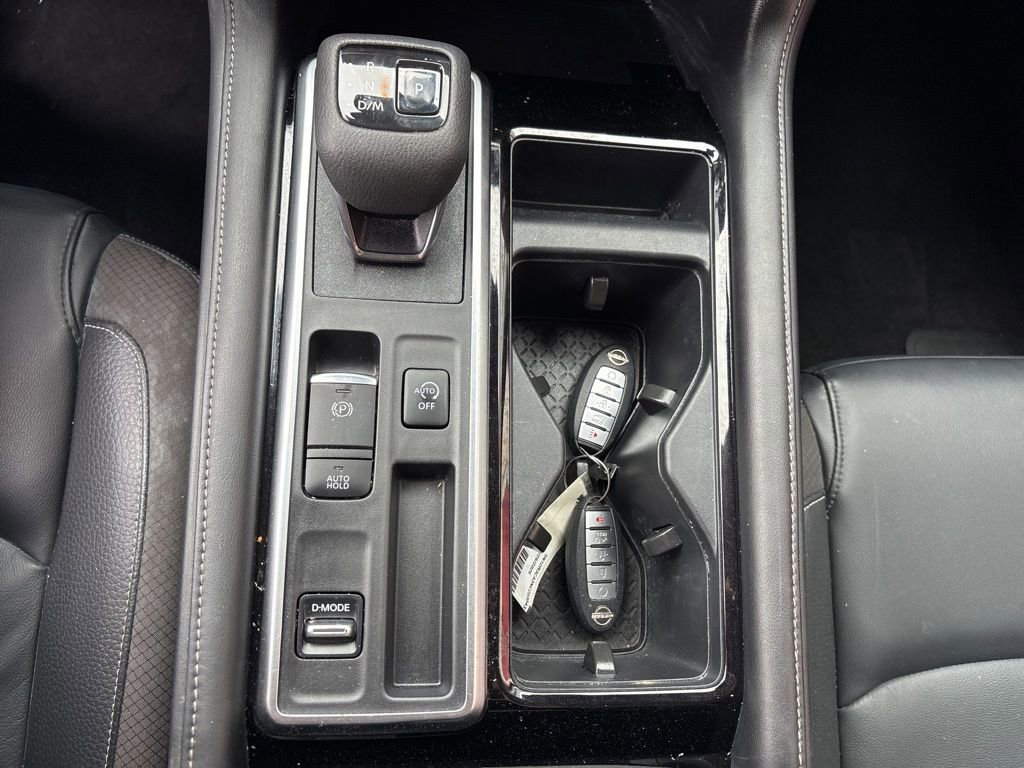 Used 2022 Nissan Pathfinder SL image 17