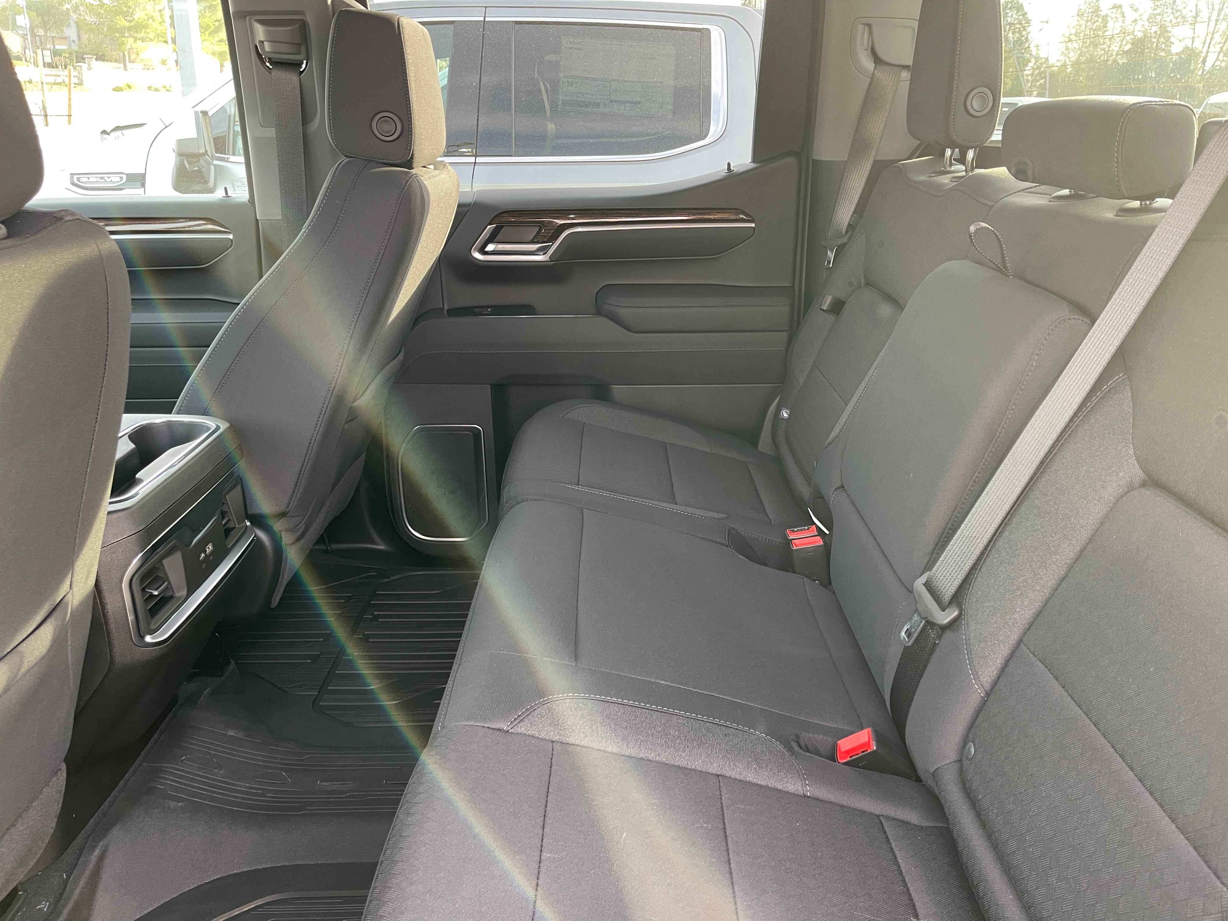 New 2026 GMC Sierra 1500 Elevation w/ LPO, Elevation Black Package image 17