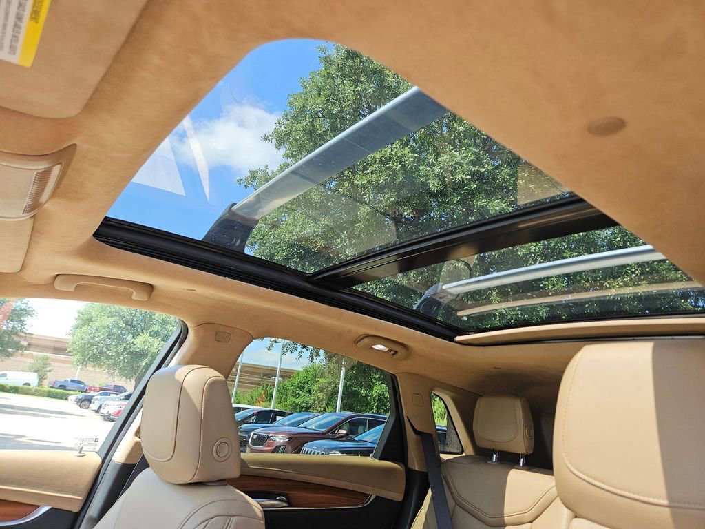 Used 2019 Cadillac XT5 Platinum image 19