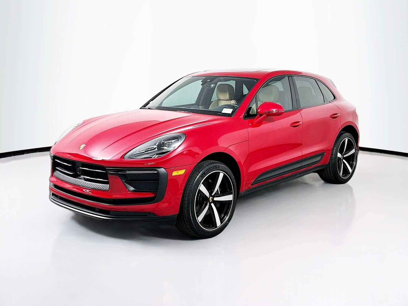 Certified 2025 Porsche Macan AWD/4WD image 1