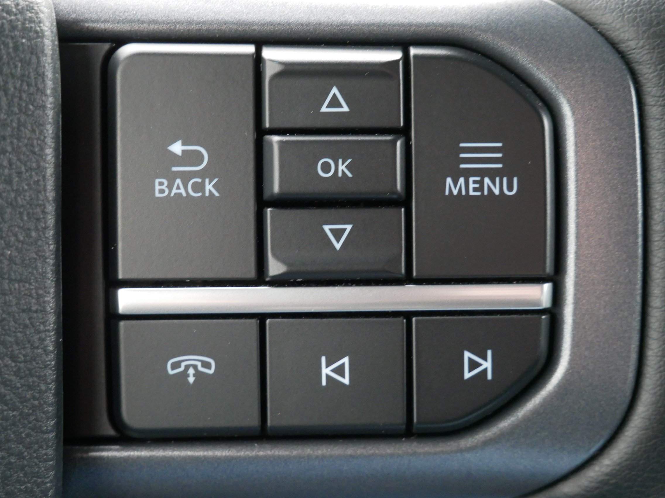Used 2026 Ford F350 Lariat w/ FX4 Off-Road Package AWD/4WD image 18