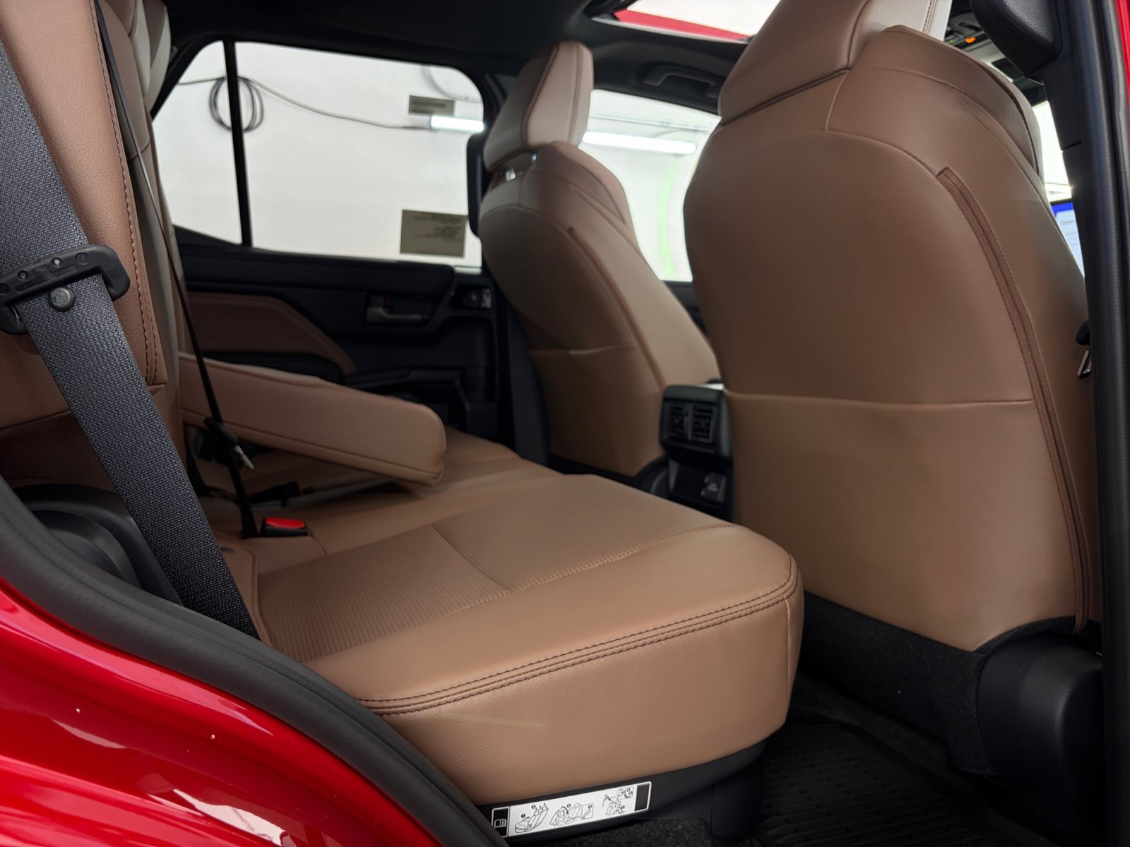New 2026 Toyota 4Runner Limited AWD/4WD image 18