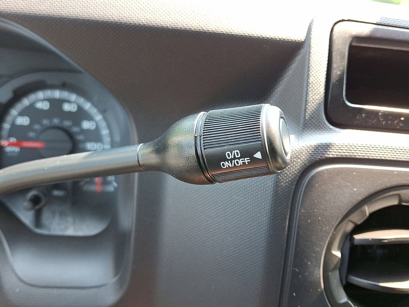 Used 2011 Ford E-350 and Econoline 350 XL w/ PWR Windows & Locks Group image 18