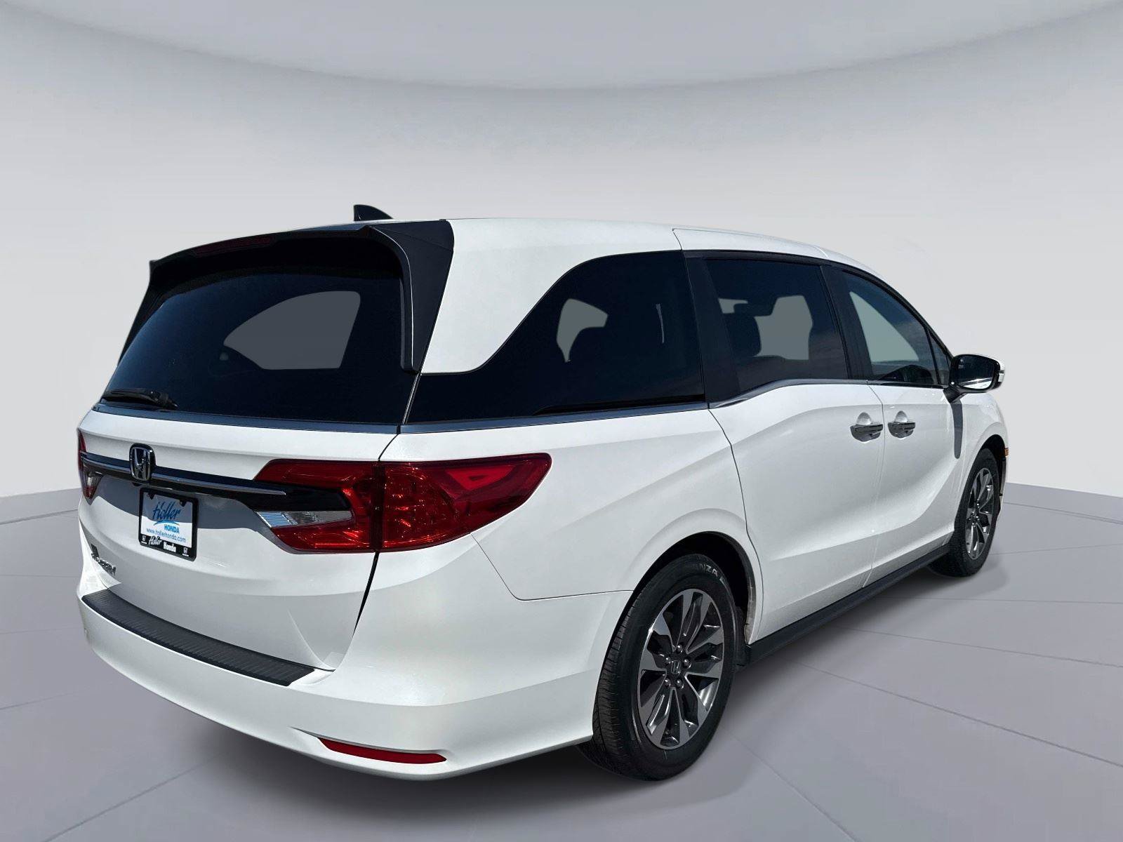 Certified 2024 Honda Odyssey EX-L image 4