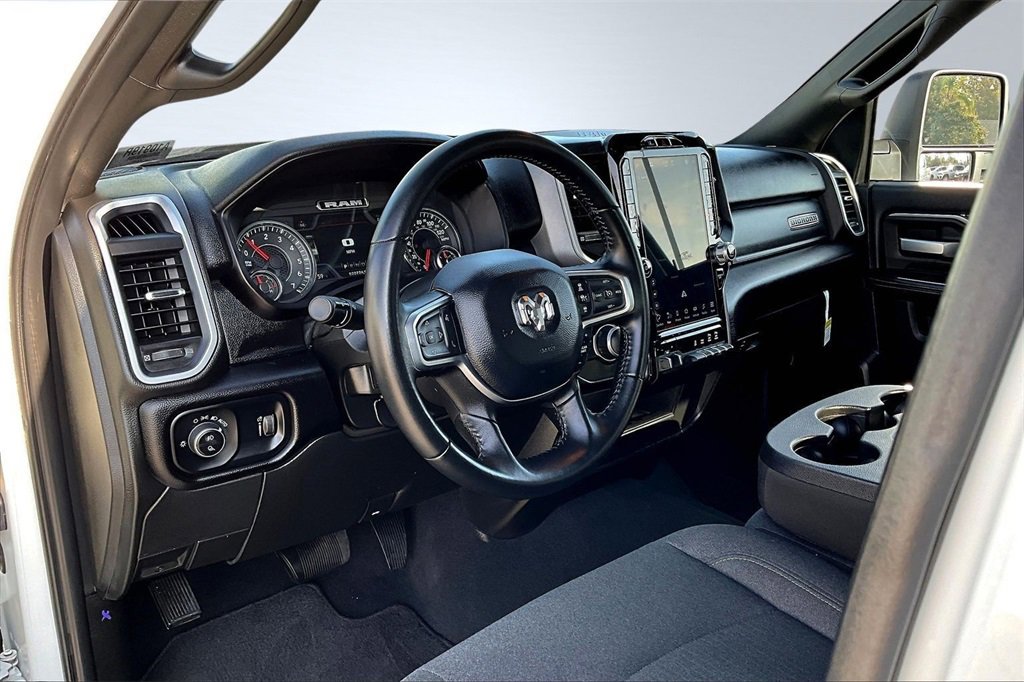 Used 2024 RAM 2500 Big Horn w/ Safety Group image 14