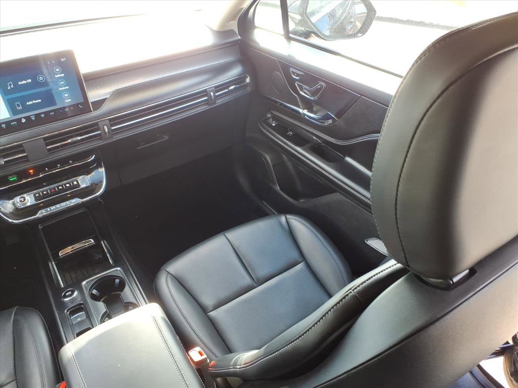 Certified 2023 Lincoln Corsair AWD w/ Equipment Group 101A image 45