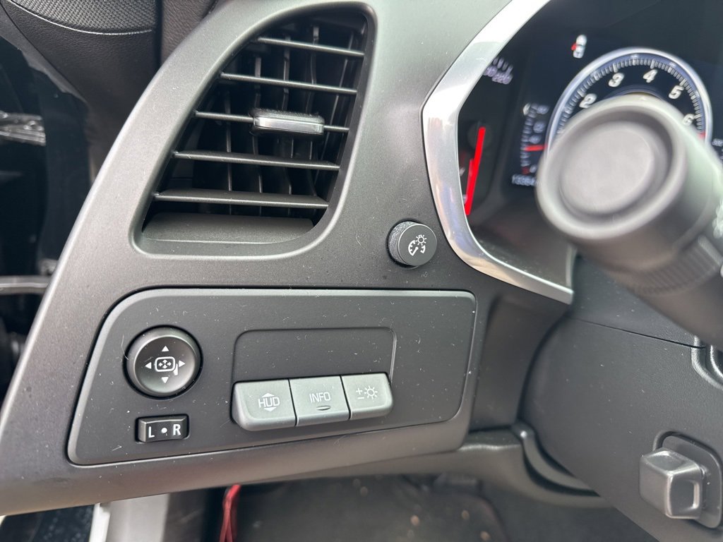 Used 2016 Chevrolet Corvette Z06 w/ 2LZ Preferred Equipment Group image 4