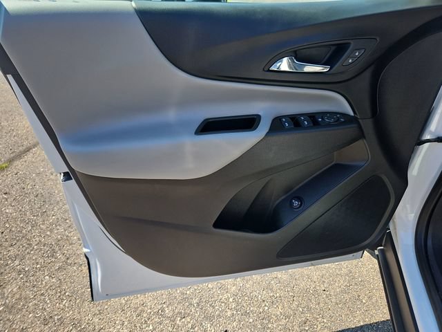Used 2024 Chevrolet Equinox LT w/ LPO, Floor Liner Package FWD image 10