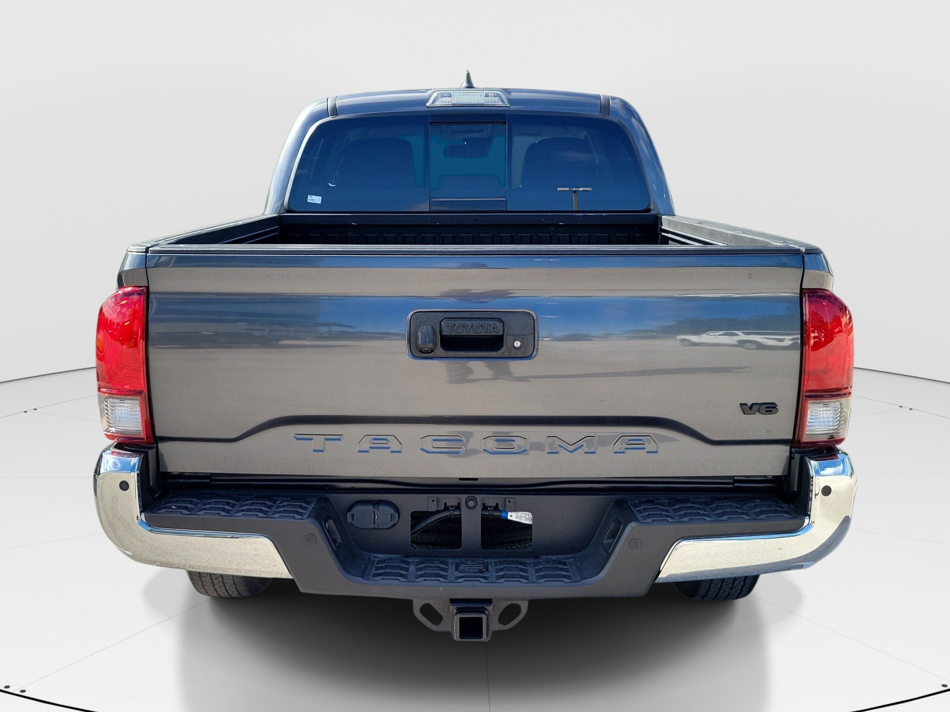 Used 2023 Toyota Tacoma SR5 RWD image 6