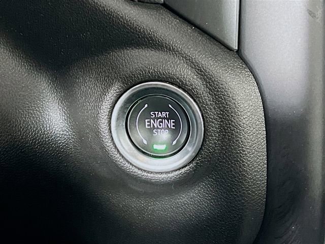 Used 2020 Chevrolet Silverado 1500 RST w/ All-Star Edition image 16