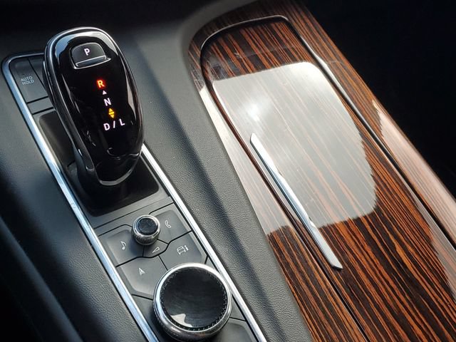 Certified 2021 Cadillac Escalade ESV Luxury AWD/4WD image 28