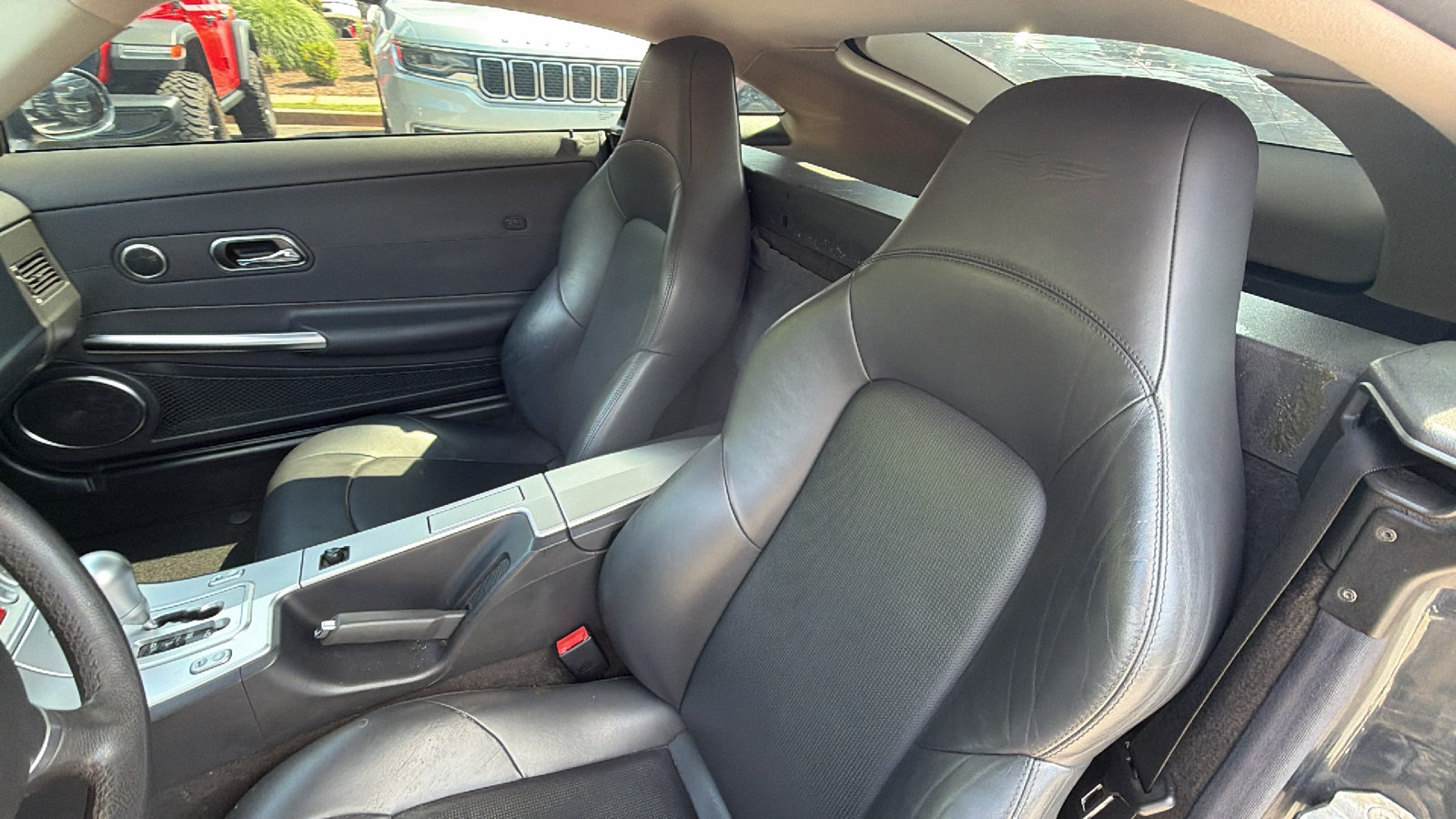 Used 2007 Chrysler Crossfire Limited RWD image 16