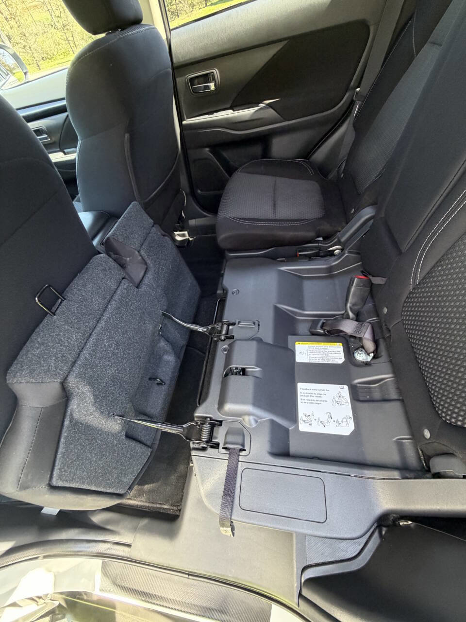 Used 2020 Mitsubishi Outlander ES AWD/4WD image 38