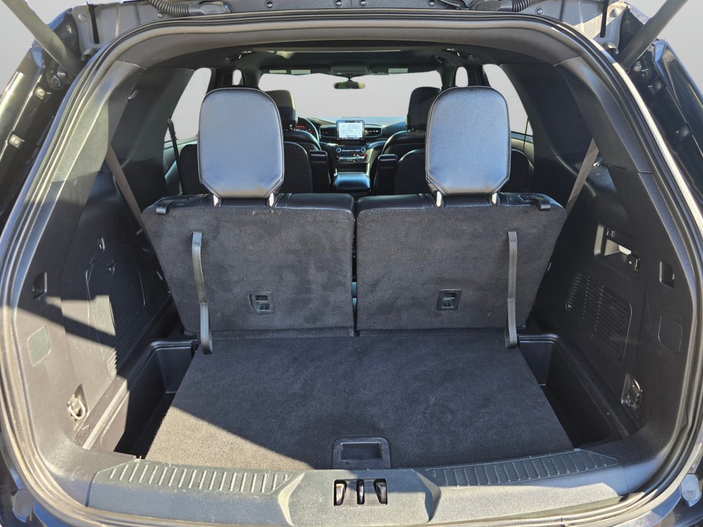 Used 2020 Ford Explorer XLT w/ Equipment Group 202A AWD/4WD image 20