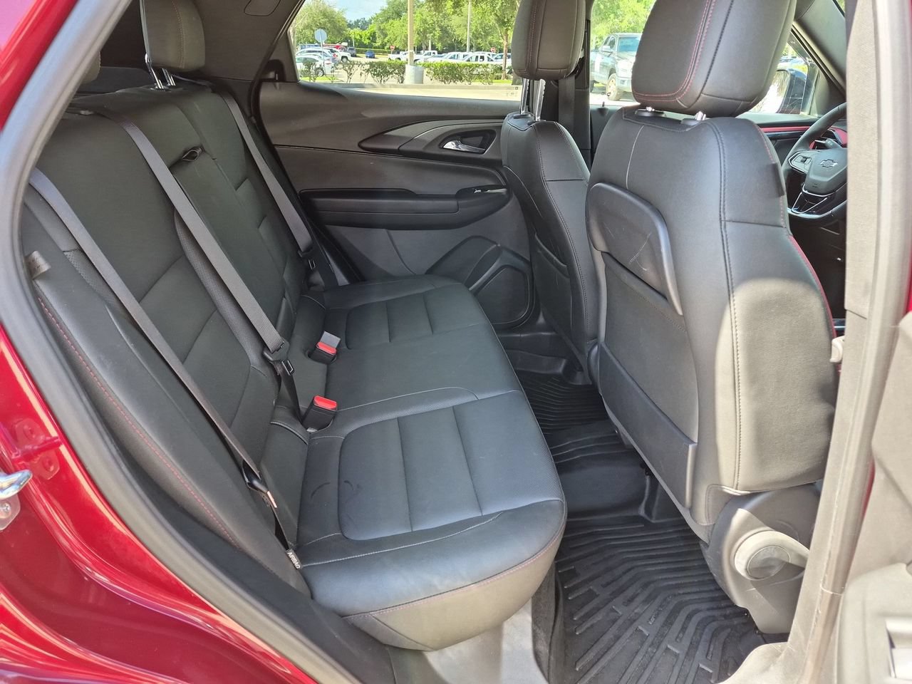 Used 2025 Chevrolet TrailBlazer RS w/ Convenience Package FWD image 23