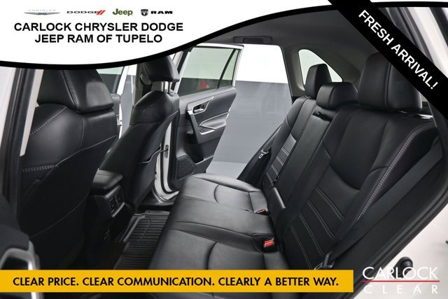 Used 2019 Toyota RAV4 XLE Premium w/ Cold Weather Package FWD image 28