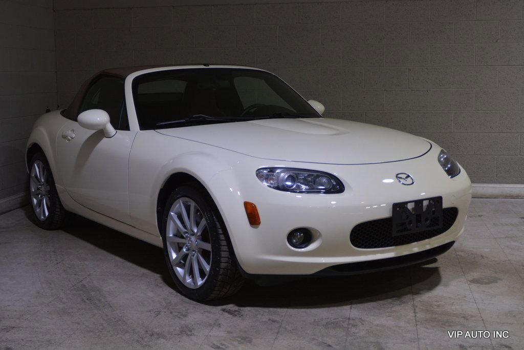 Used 2006 MAZDA MX-5 Miata Grand Touring image 17