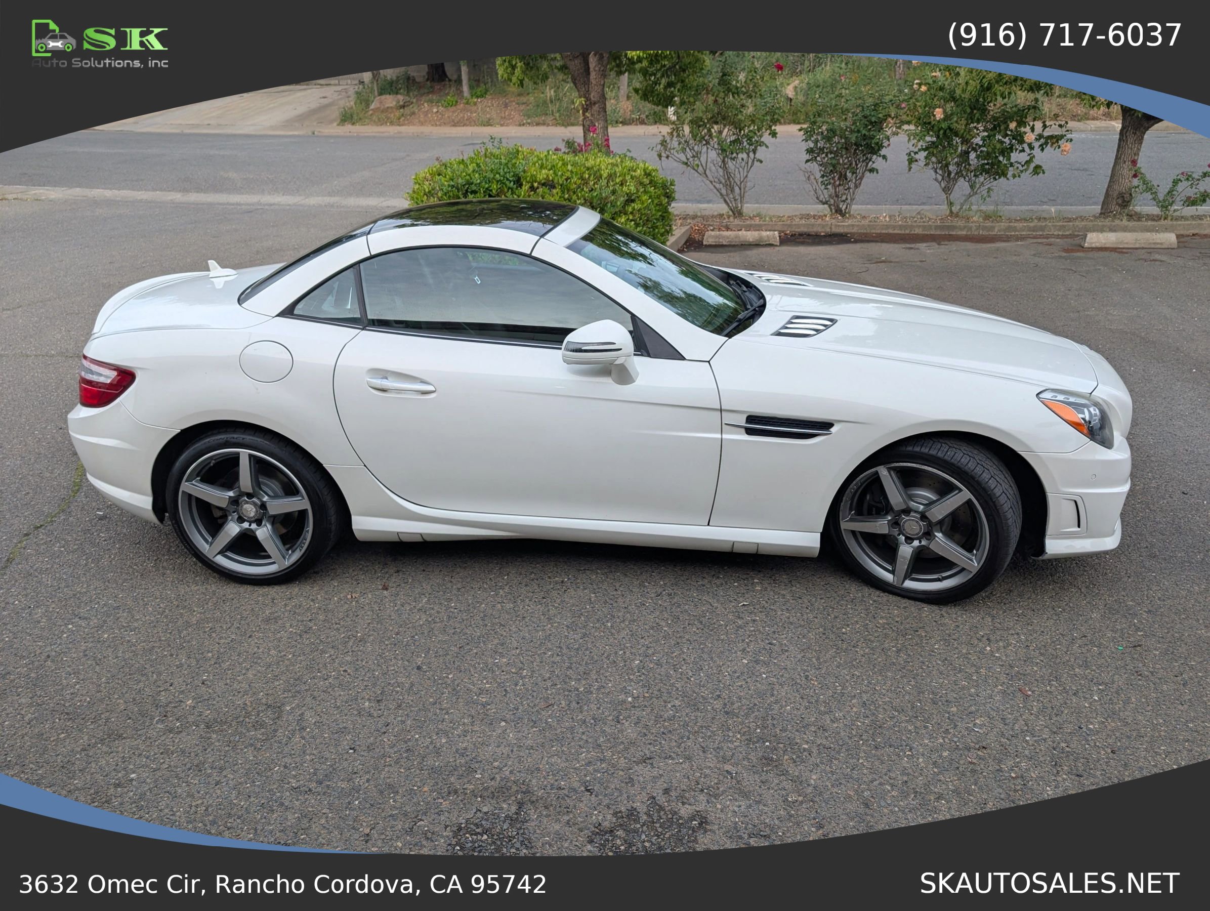 Used 2015 Mercedes-Benz SLK 250 image 16