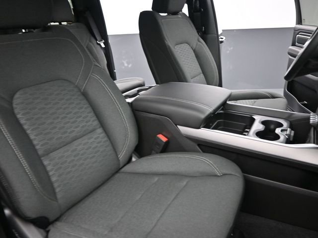 New 2026 RAM 1500 4x4 Crew Cab image 23
