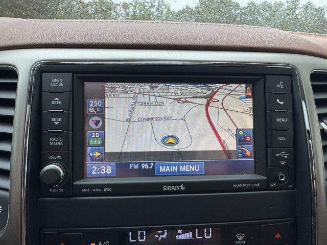 Used 2012 Jeep Grand Cherokee Overland Summit AWD/4WD image 38