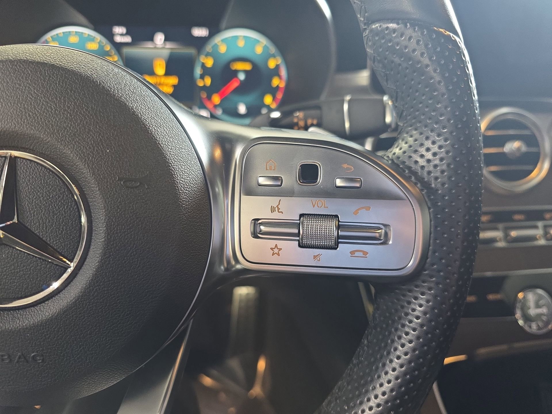 Certified 2023 Mercedes-Benz C 300 Coupe w/ AMG Line image 18