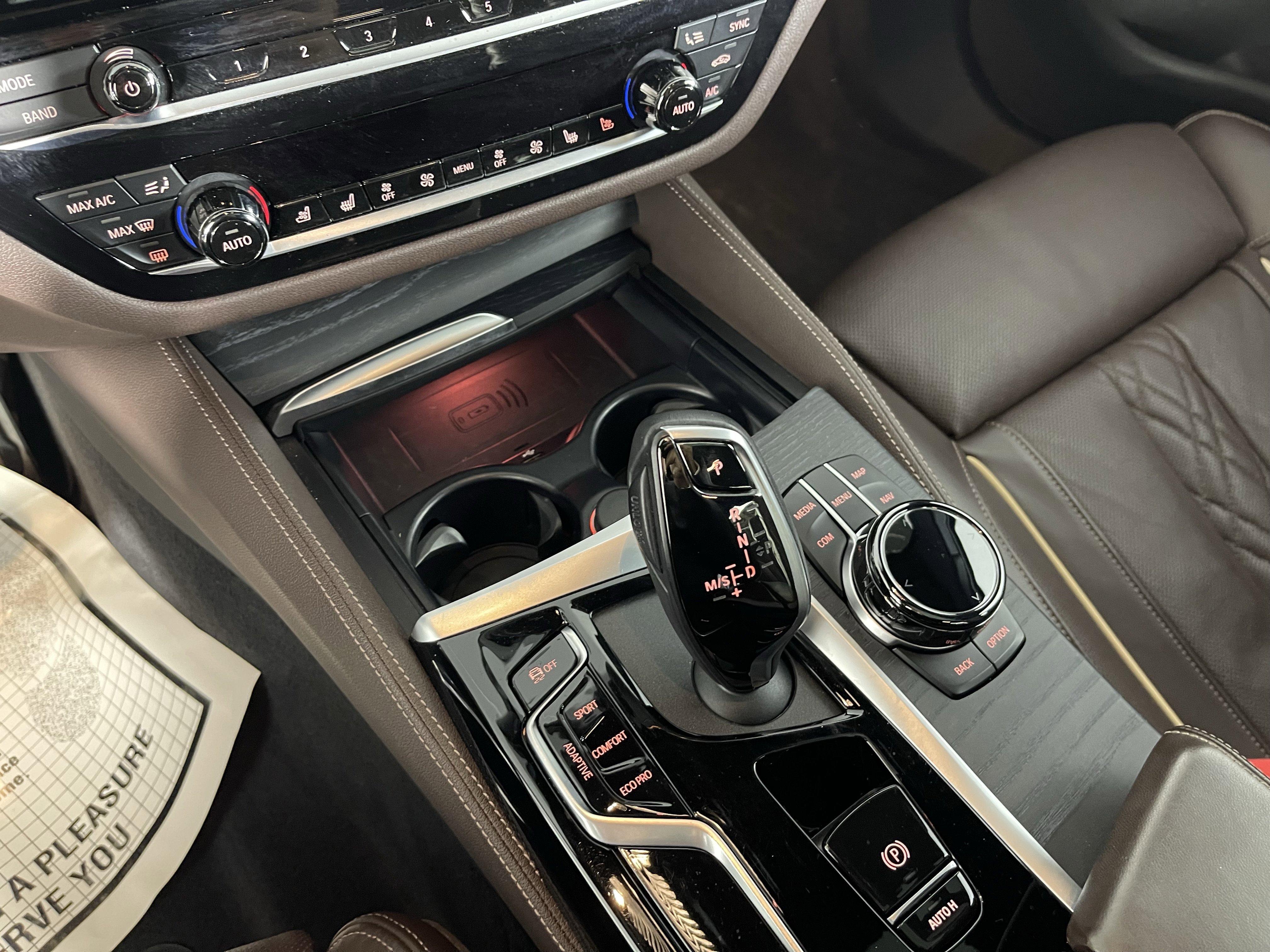 Certified 2022 BMW M550i xDrive w/ Dynamic Handling Package image 14