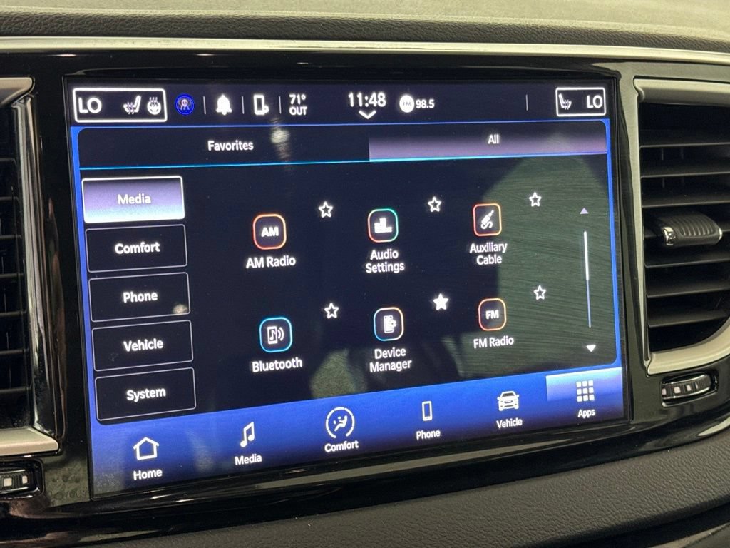 Certified 2024 Chrysler Pacifica Touring-L FWD image 25