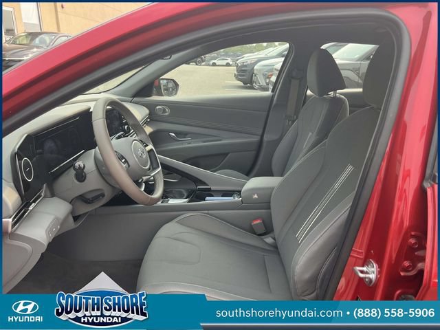 Certified 2022 Hyundai Elantra SEL w/ Convenience Package FWD image 11