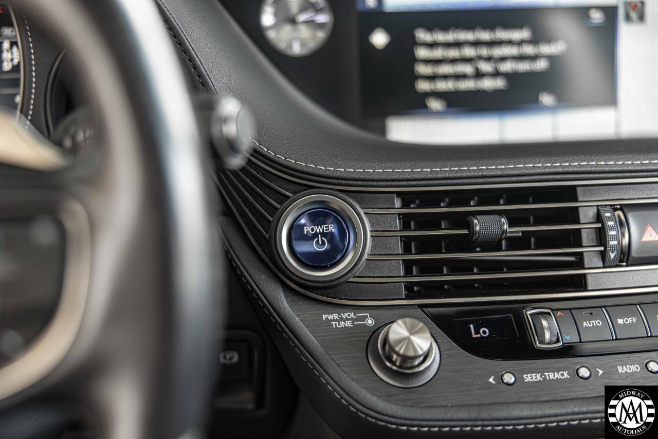 Used 2020 Lexus LS 500h AWD image 27