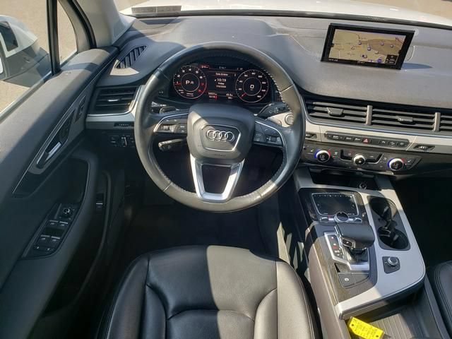 Used 2019 Audi Q7 2.0T Premium Plus w/ Premium Plus Package AWD/4WD image 17