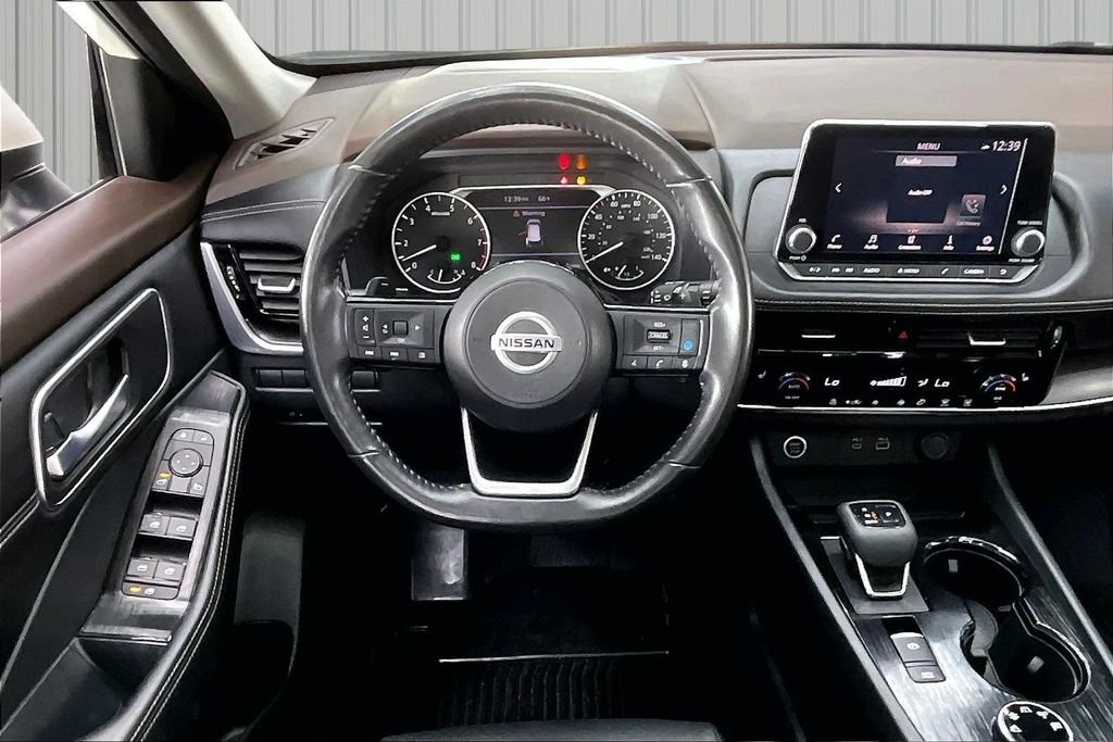 Used 2021 Nissan Rogue SV AWD/4WD image 8