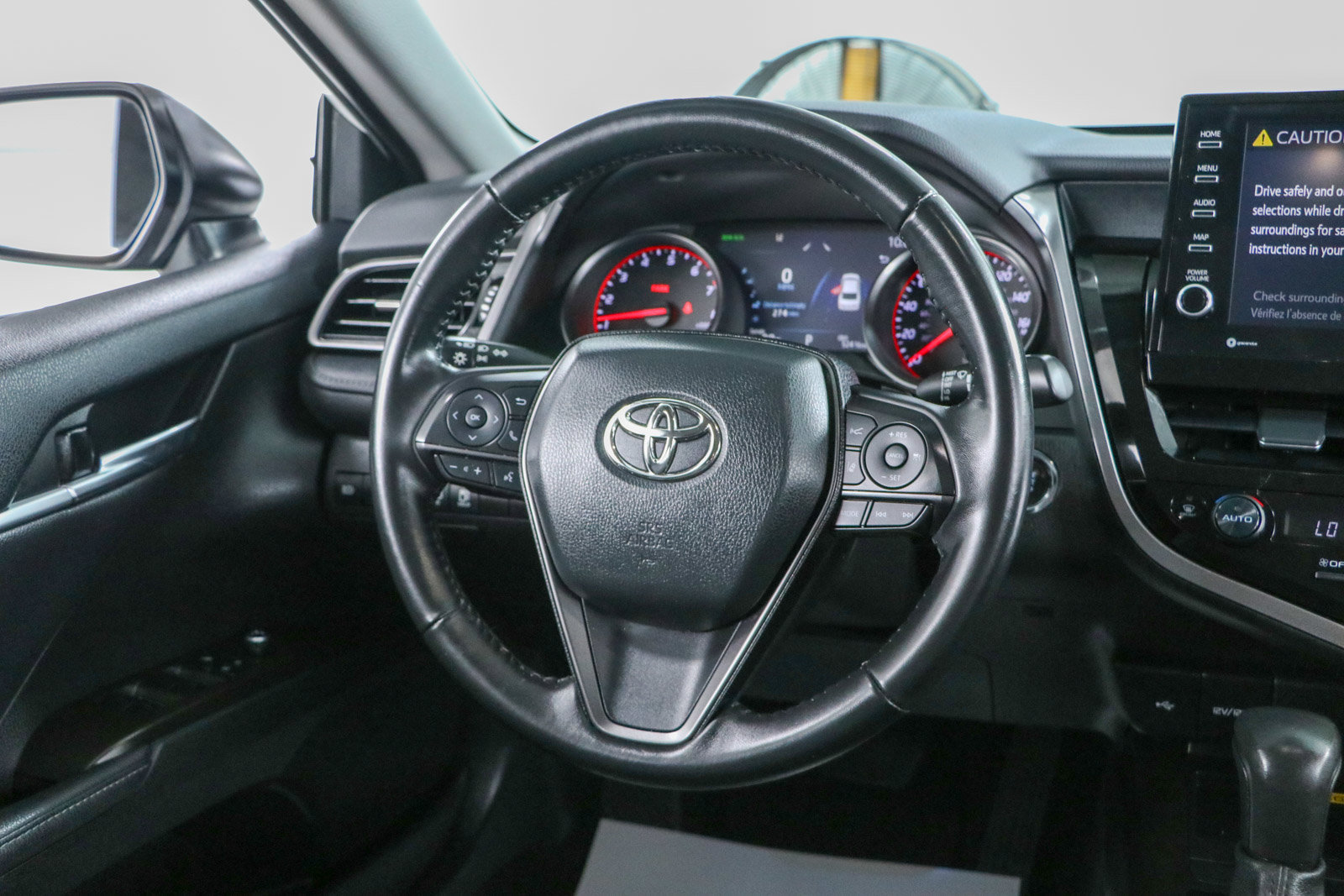 Used 2023 Toyota Camry XSE FWD image 12