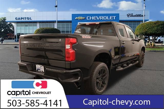 Used 2026 Chevrolet Silverado 1500 Custom Trail Boss w/ Turbomax Blackout Package image 2