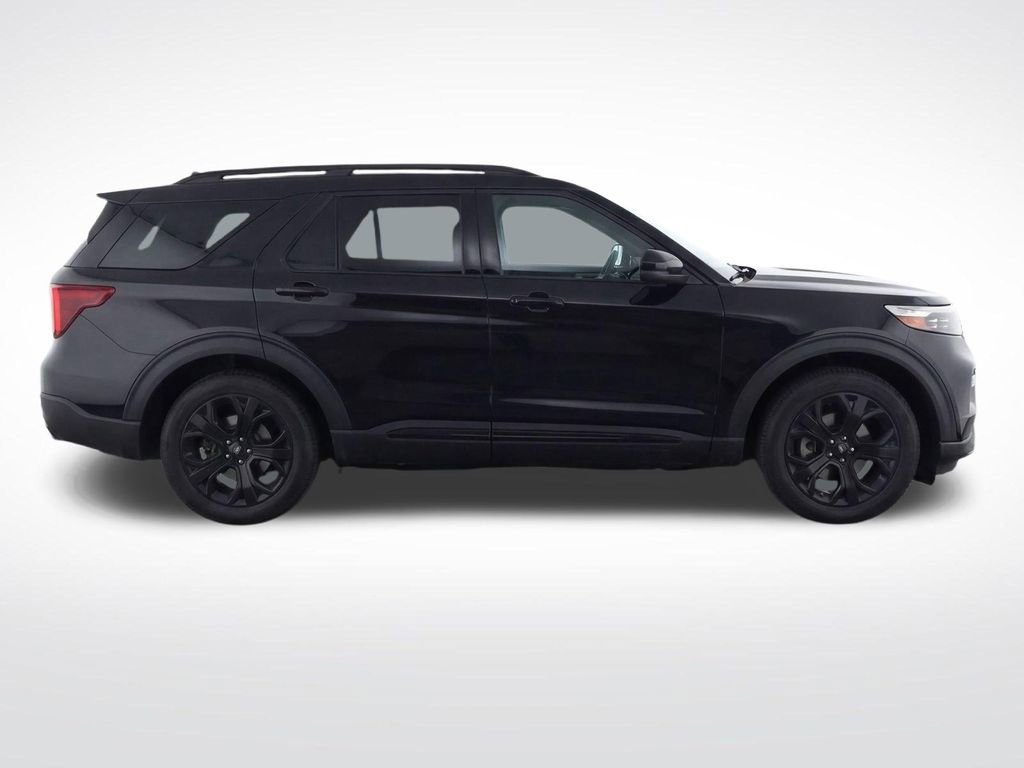 Used 2019 Ford Explorer Sport w/ Ford Safe & Smart Package AWD/4WD image 9