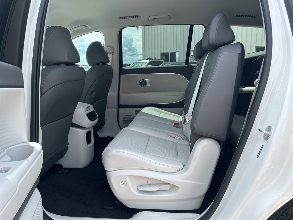 New 2026 Hyundai Ioniq 9 SEL image 23