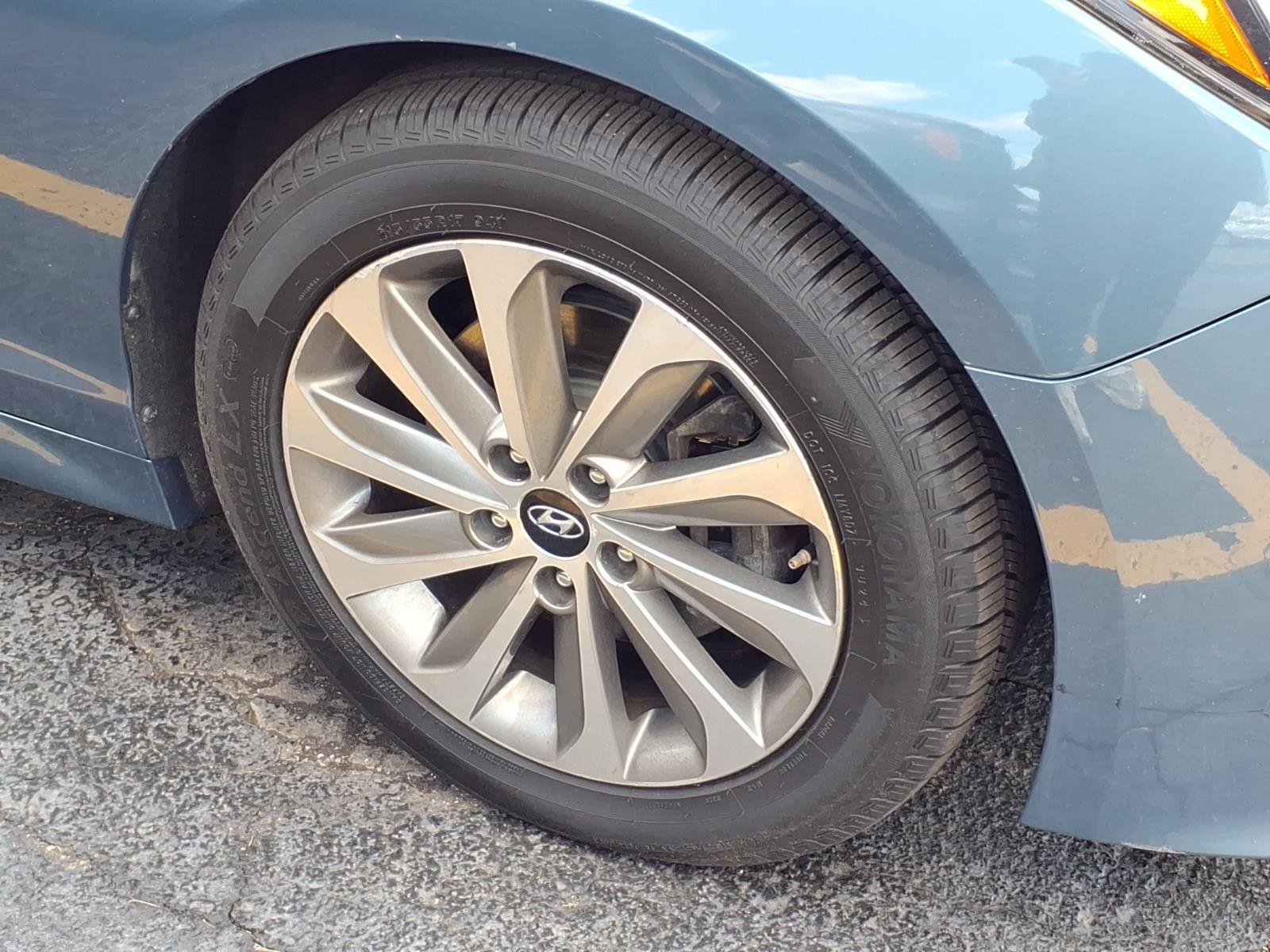 Used 2016 Hyundai Sonata Sport w/ Option Group 03 FWD image 31
