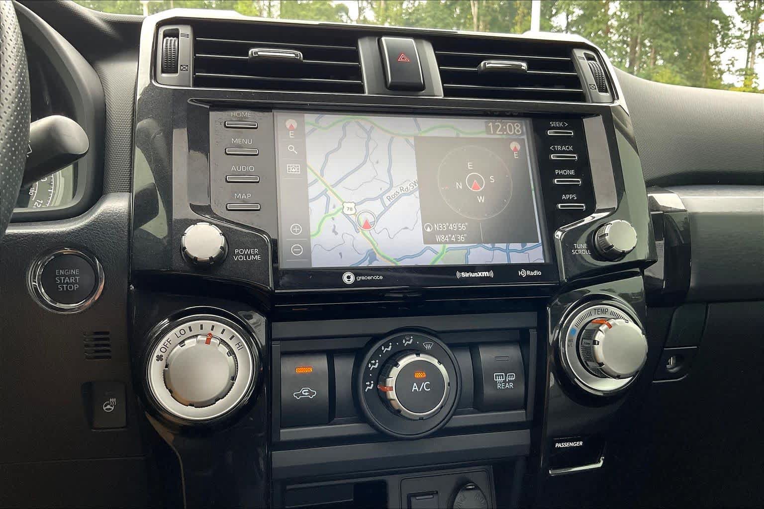 Used 2023 Toyota 4Runner TRD Off-Road Premium w/ Moonroof Package AWD/4WD image 31