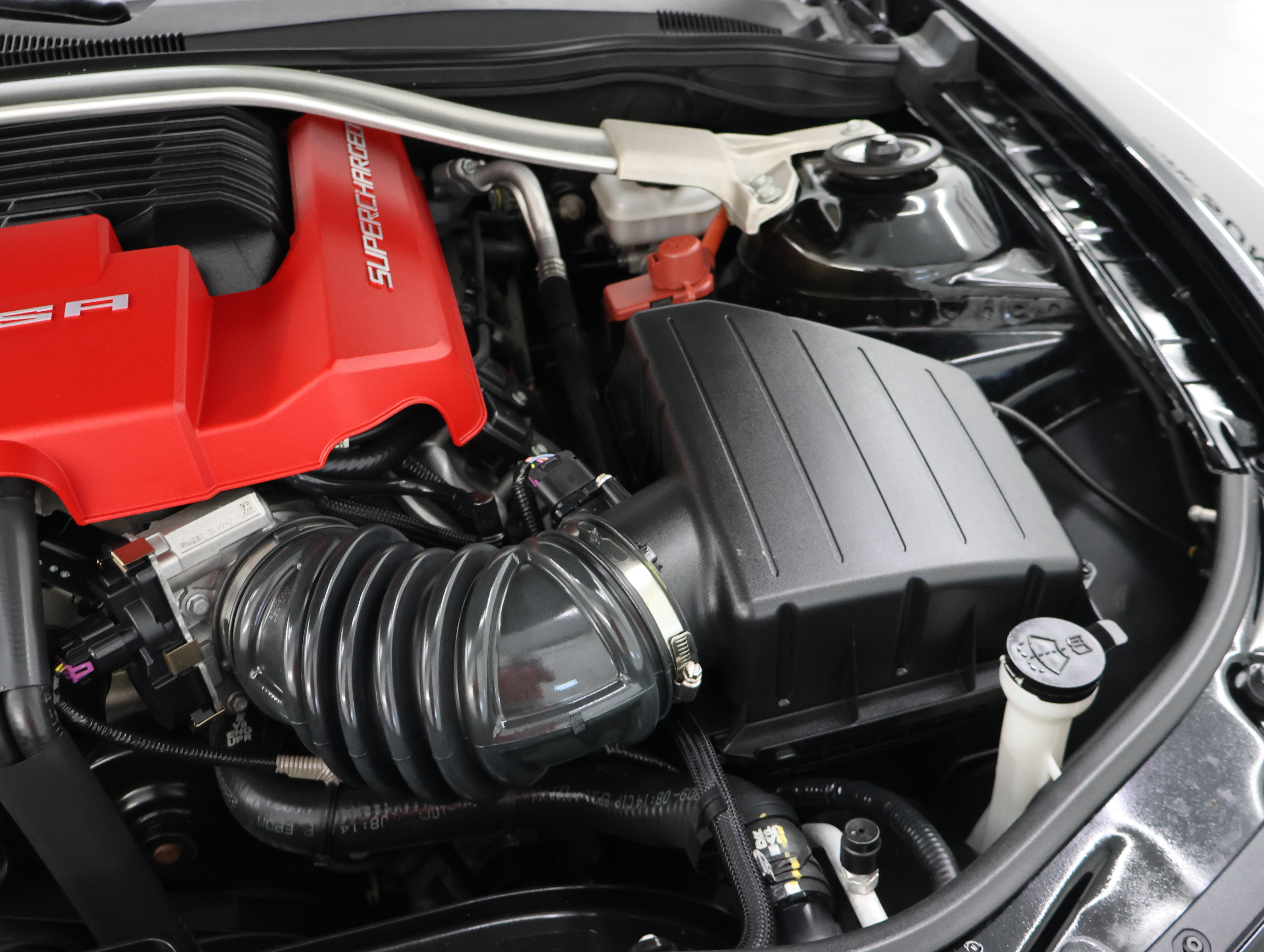 Used 2015 Chevrolet Camaro ZL1 RWD image 17
