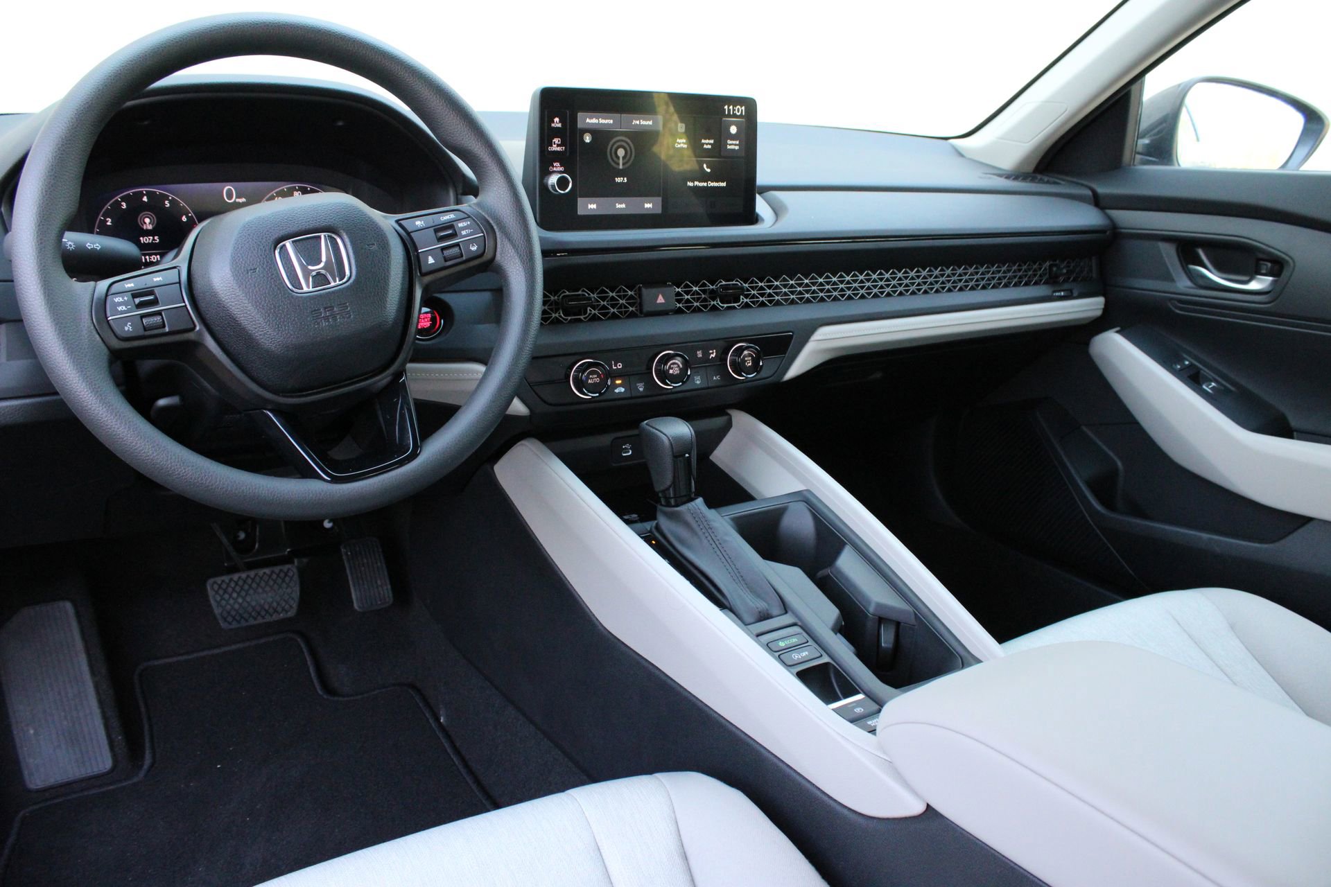 New 2026 Honda Accord LX image 18