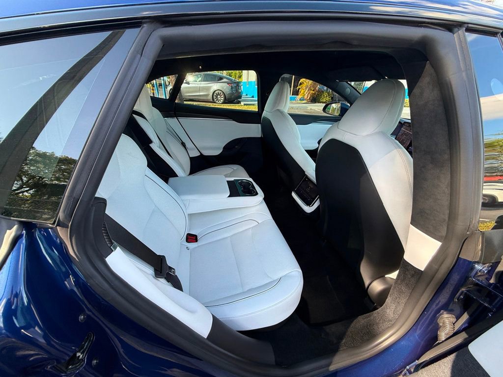 Used 2022 Tesla Model S Plaid image 29