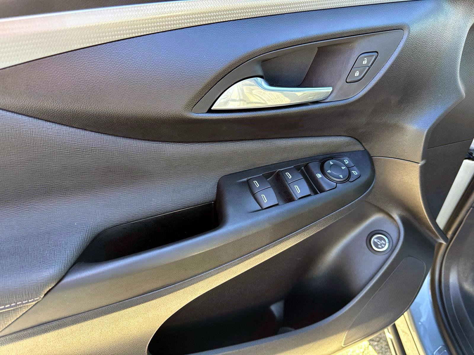Certified 2025 Buick Envista Avenir image 15