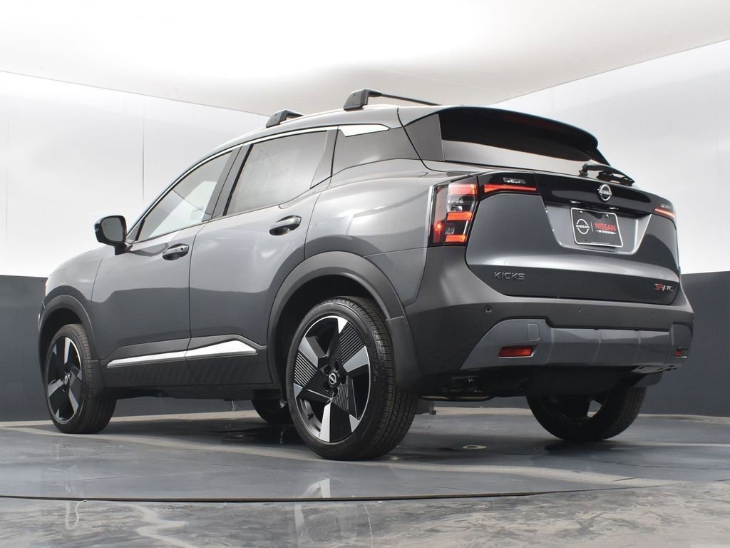 New 2026 Nissan Kicks SR w/ Cold Weather Package image 41