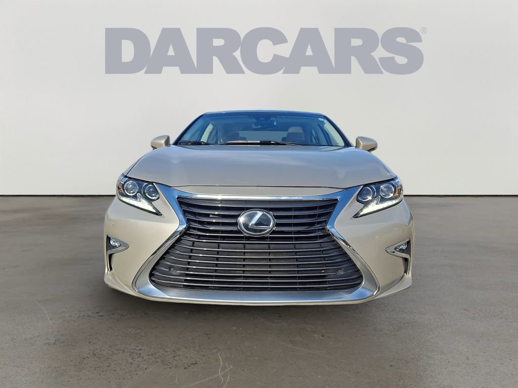 Used 2016 Lexus ES 350 w/ Luxury Package w/Wood Trim image 2
