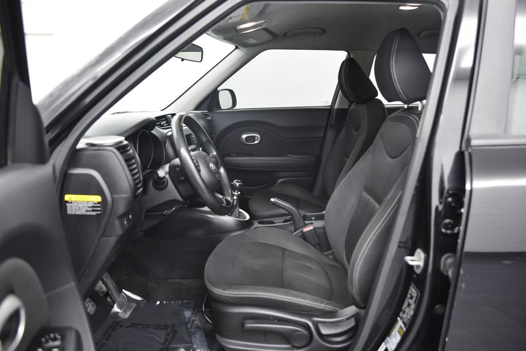 Used 2014 Kia Soul Base image 11