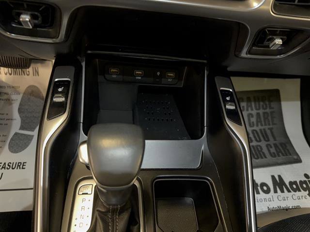 Used 2023 Kia Sorento S w/ Panoramic Sunroof Package image 4