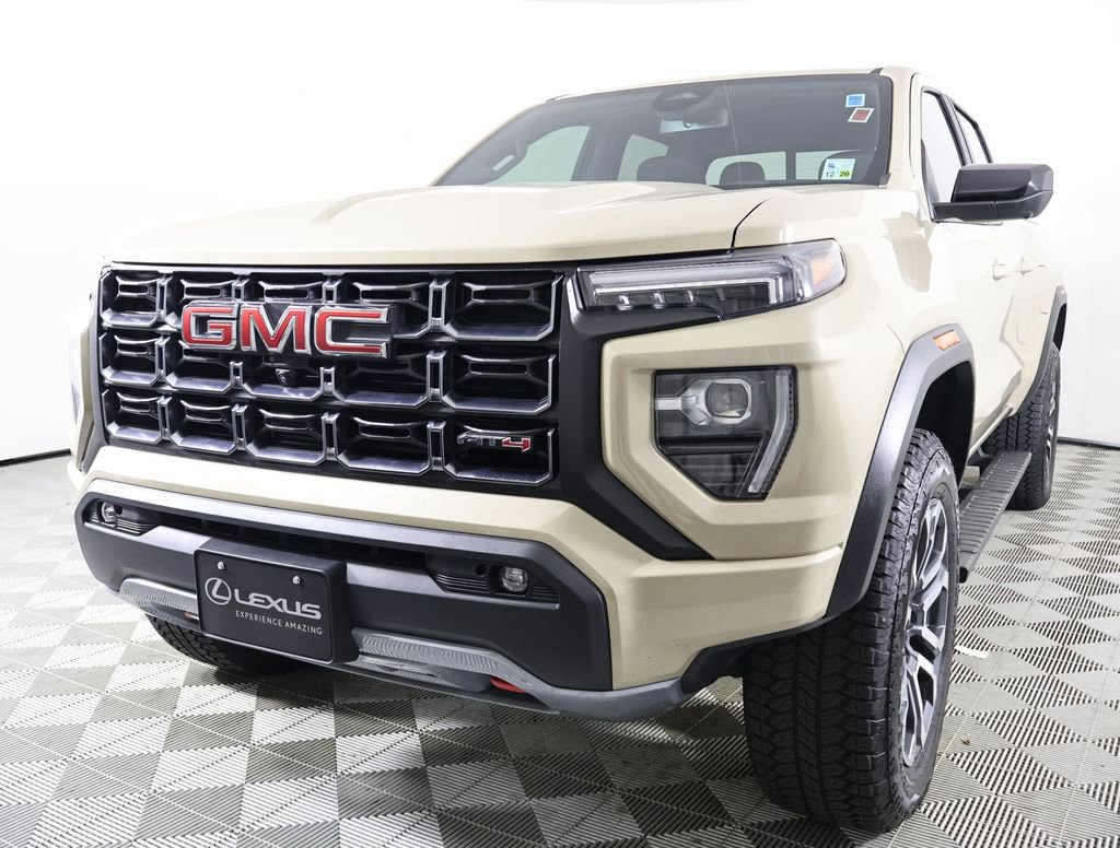 Used 2024 GMC Canyon AT4 w/ Technology Package image 3