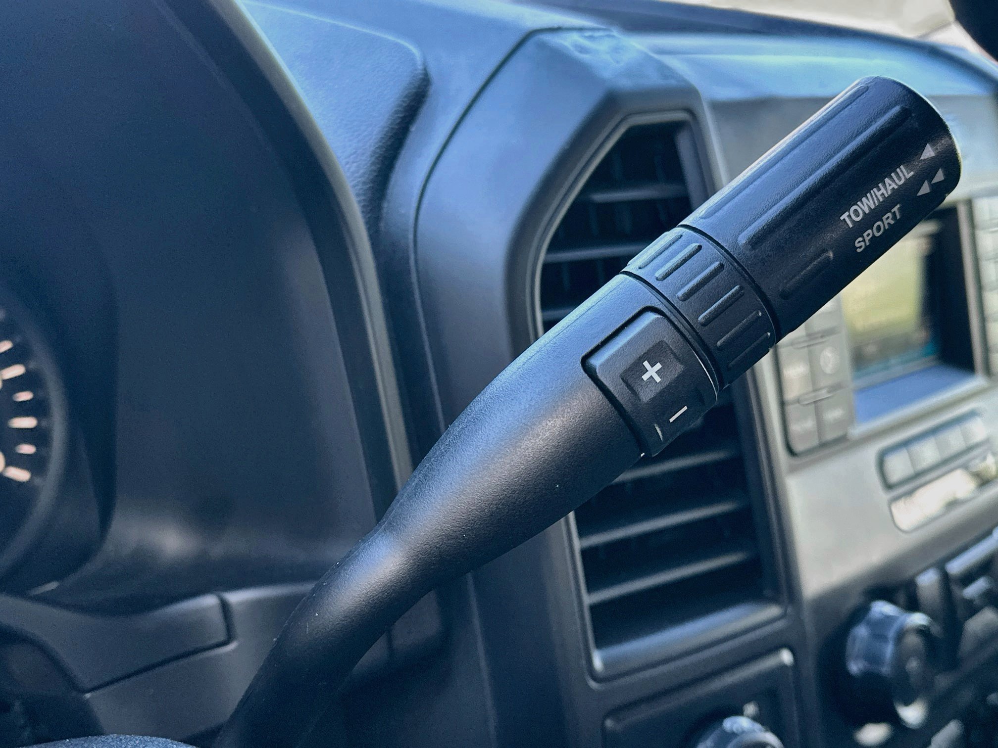 Used 2015 Ford F150 XL w/ Equipment Group 101A Mid AWD/4WD image 23