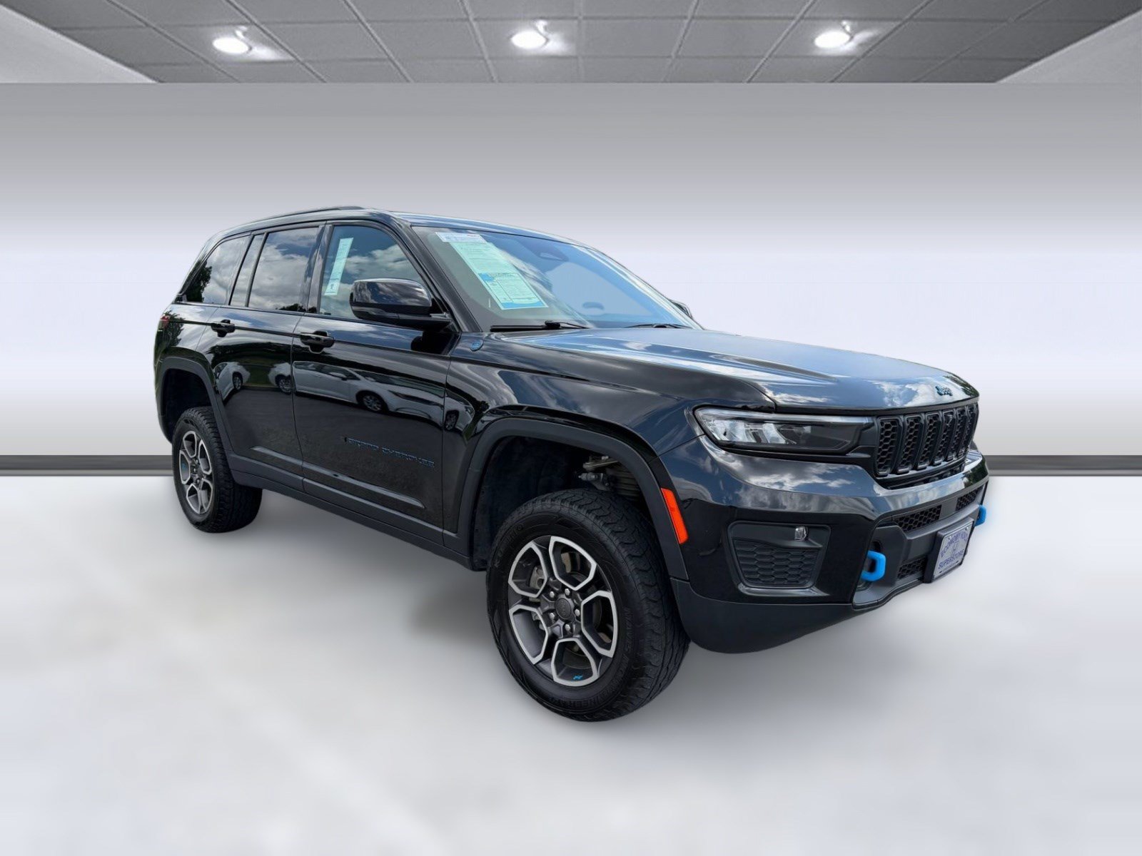 Used 2022 Jeep Grand Cherokee Trailhawk AWD/4WD image 7